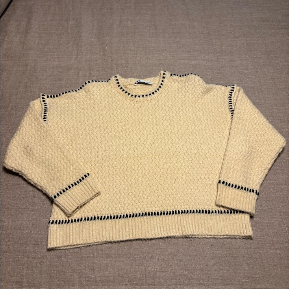 Zara Cream Sweater with Black Trim